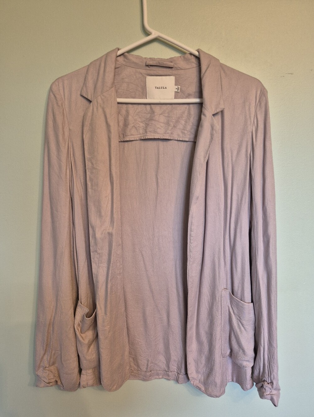 Talula Aritzia Women's Minimslist Business Casual Purple Rayon Blazer Size 6 - Picture 2 of 6